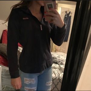 Vineyard Vines quarter zip !